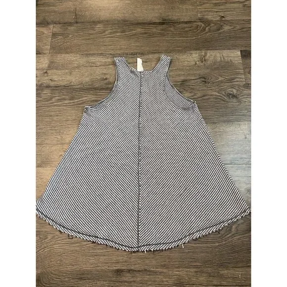 Womens‎ Blu Pepper black and white high neck tank top raw hem size medium - Picture 6 of 6